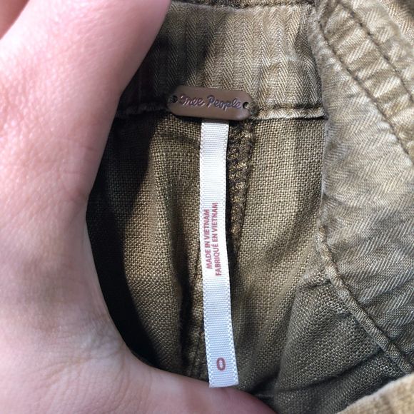 Free People Green Cargo Wide Leg Cropped Cuffed Hem Pants 0 - Picture 5 of 12